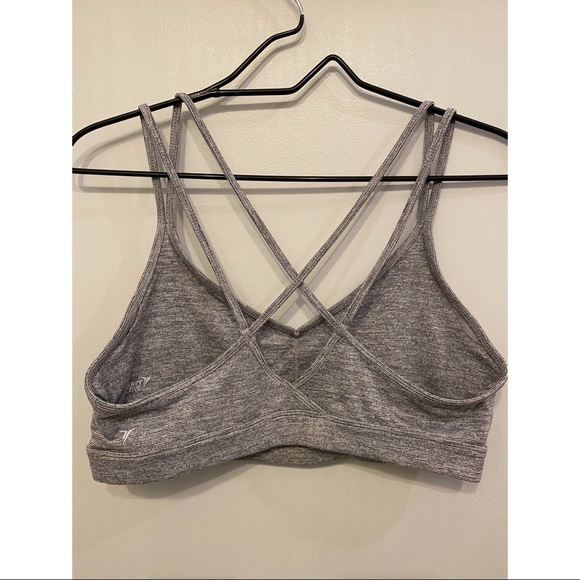 Old Navy sports bra - Picture 2 of 3